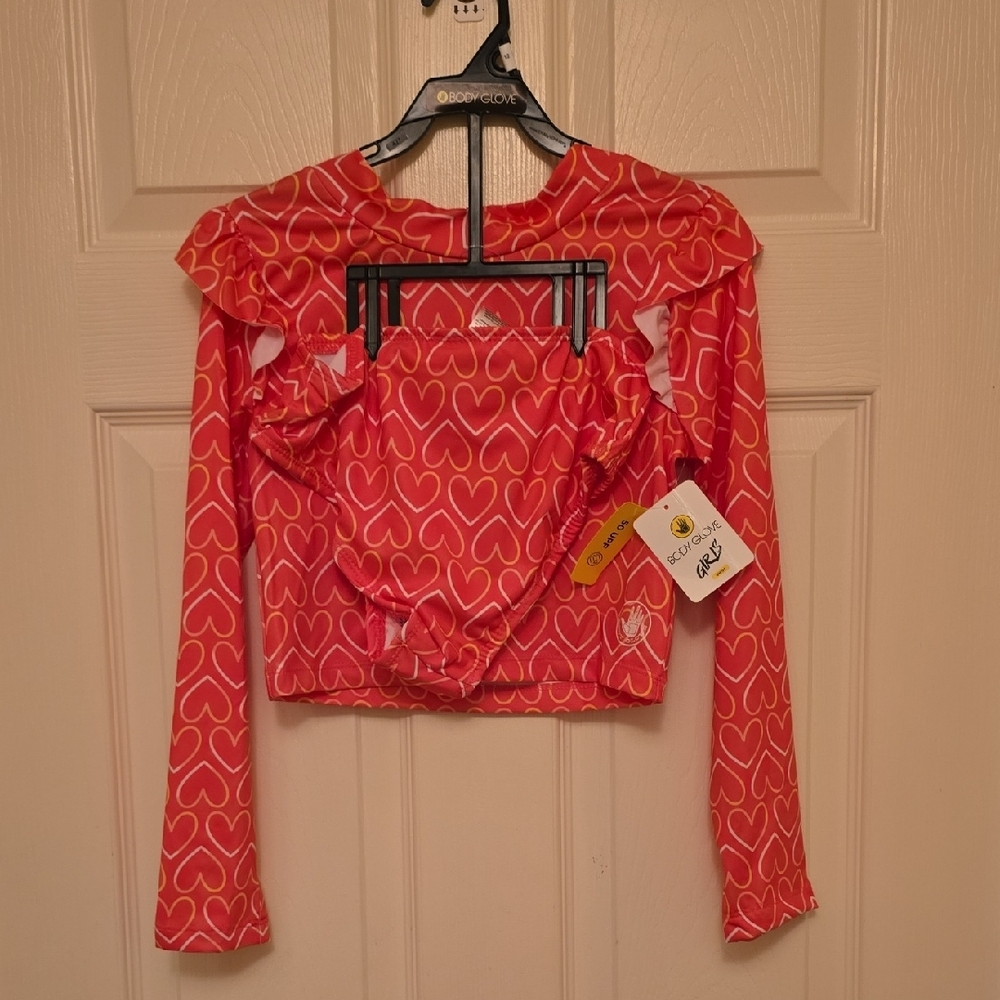 Nwt Girls Swim Body Glove Heart Patterned Long Sleeve Top And Bottoms